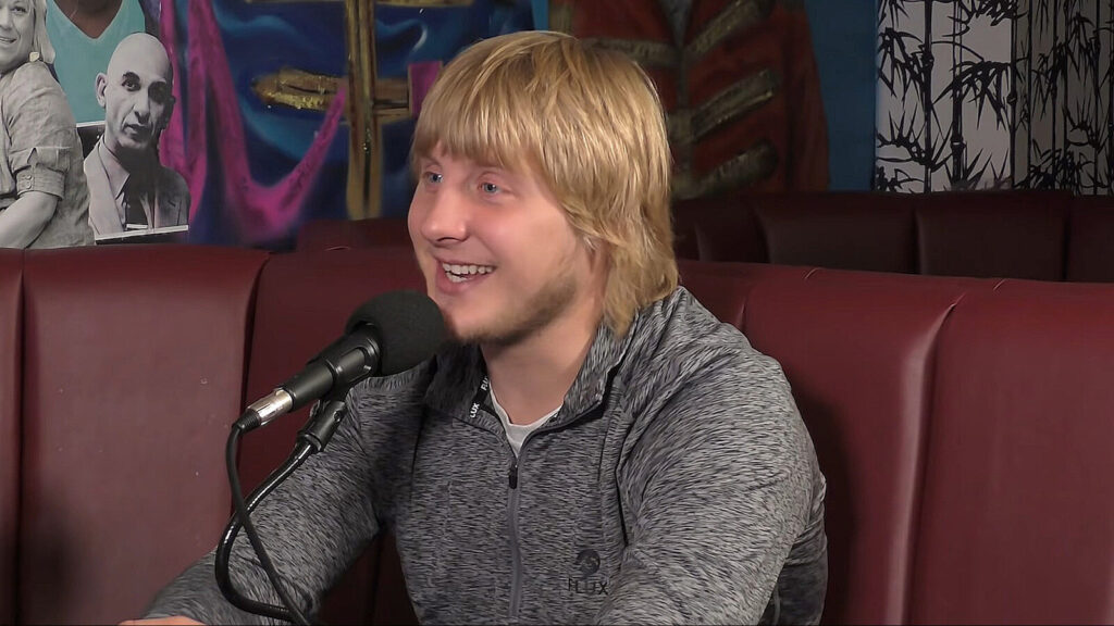 Pimblett's Rare Hybrid Choke Puts Him Back in the UFC Lightweight Title Picture