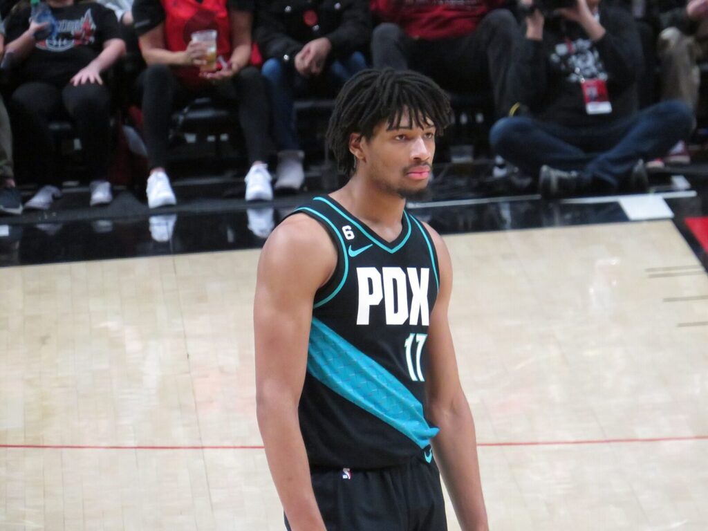 Shaedon Sharpe #17 of the Portland Trail Blazers in game action against the Indiana Pacers, Dec. 5, 2022, at Moda Center. (File photo: Shaedon Sharpe in a 2022 regular-season game, not the injury incident.)
